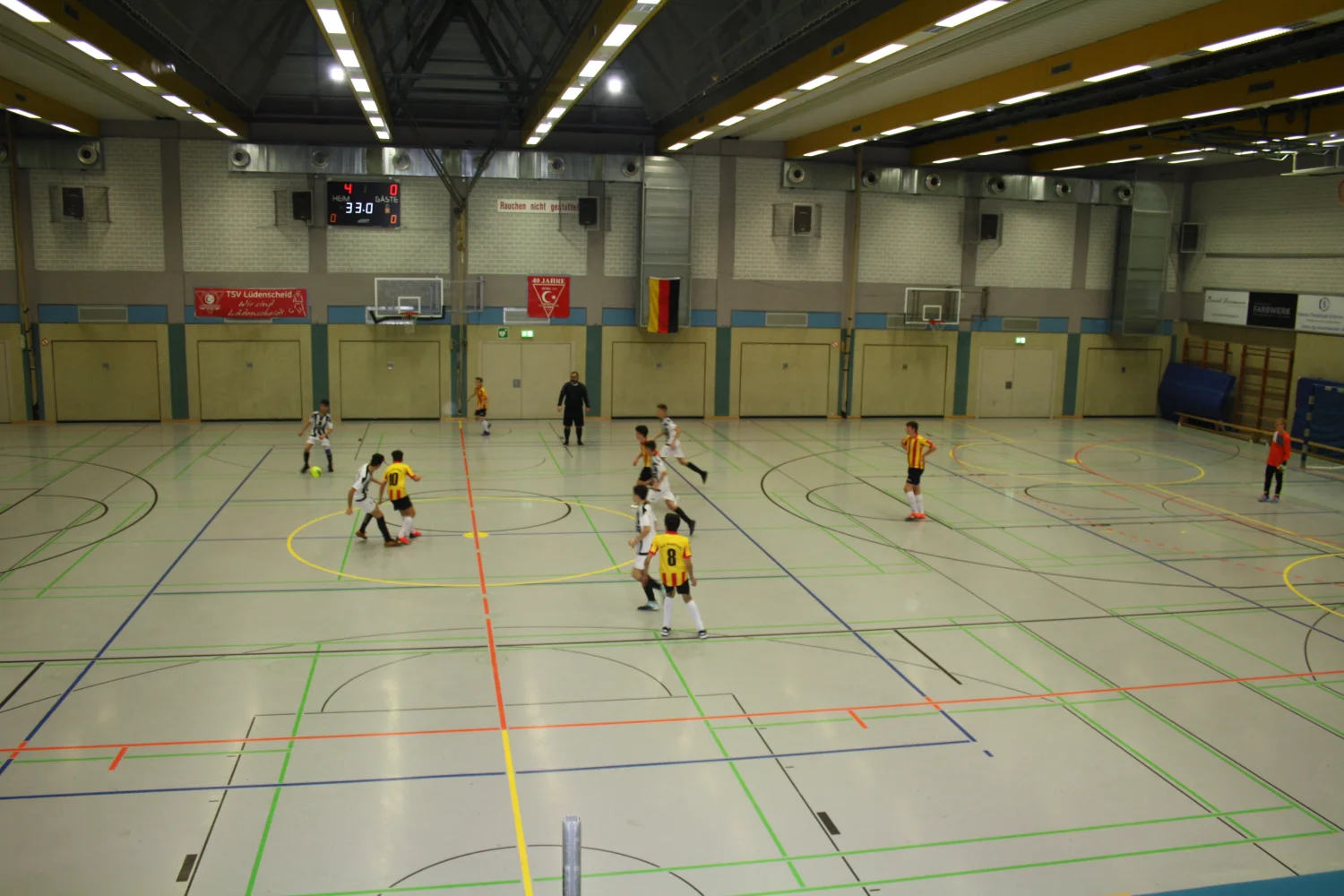 Hallenturnier 2018 F+C Jugend beim Fußballspielen